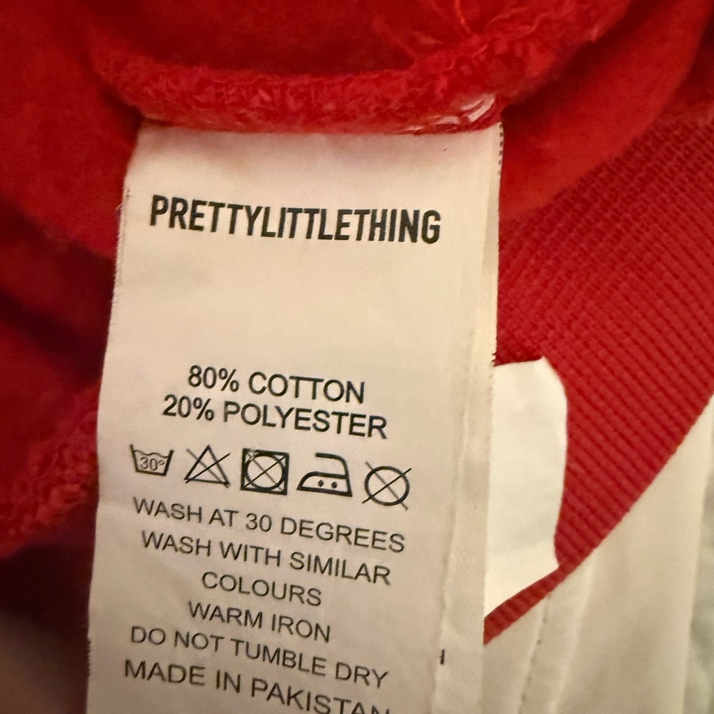 PrettyLittleThing Red Varsity Jacket with White Sleeves - Picture 6 of 8